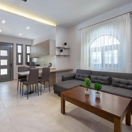 Lardos Luxury Apartments Ngoại thất bức ảnh