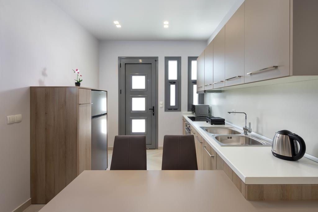 Lardos Luxury Apartments Ngoại thất bức ảnh
